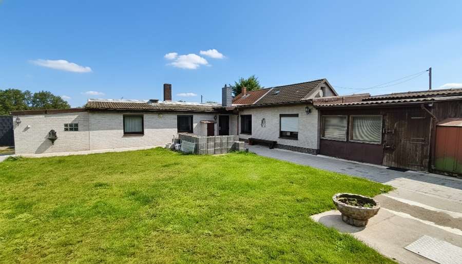uetze-naturverbundenes-chalet-mit-kleiner-wiese---perfekt-fuer-entspannte-stunden-frei-ab-sofort