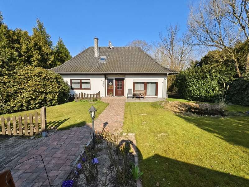 celle-altenhagen-perfekt-fuer-gross-und-klein-einfamilienhaus-mit-garten-vollkeller-2-baedern