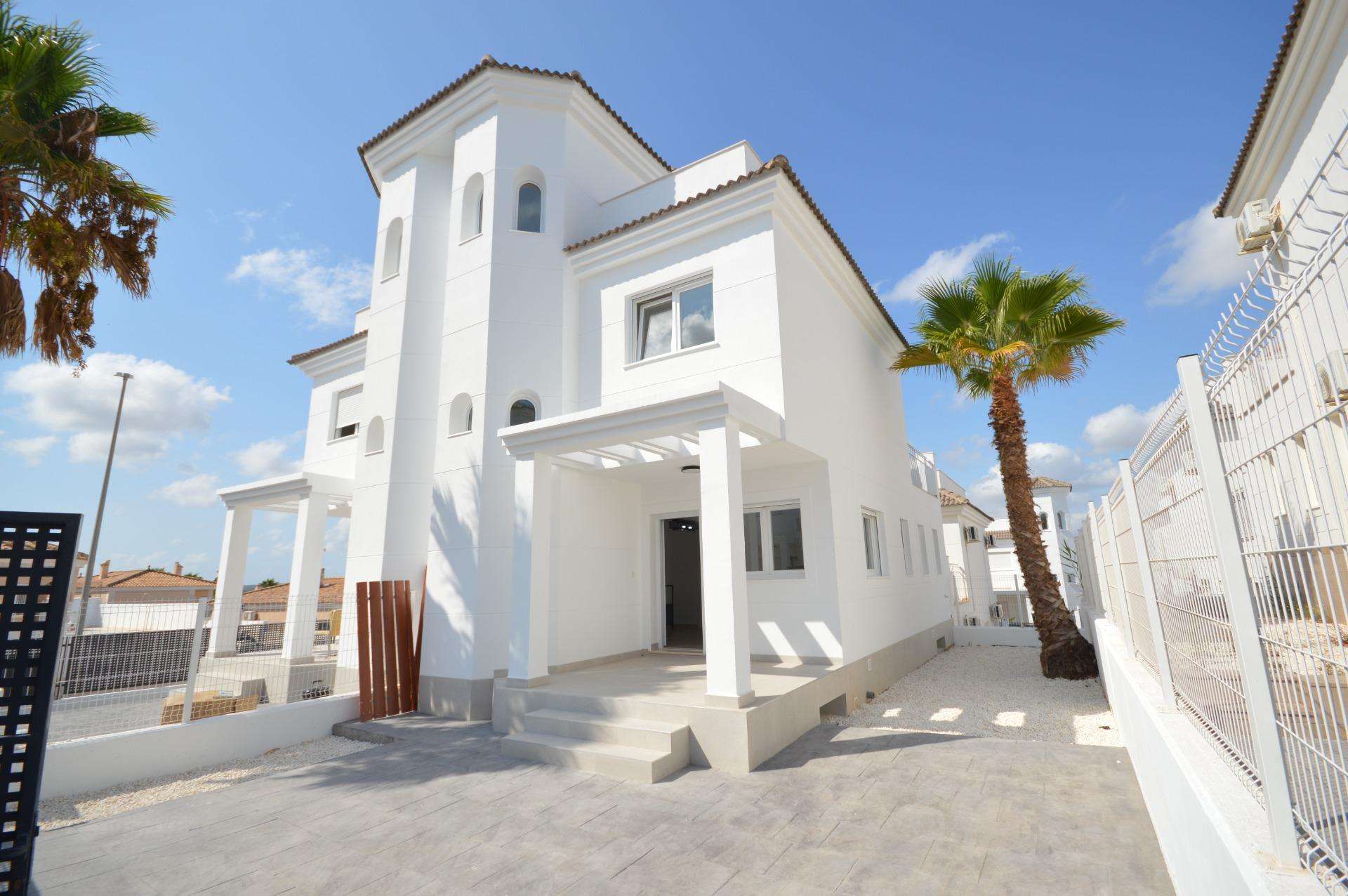 spanien-immobilien-doppelhaushaelfte-in-la-marina-erstbezug